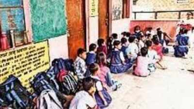 70 students, no power or water; lone MP teacher handles grades 1-5 in a corridor