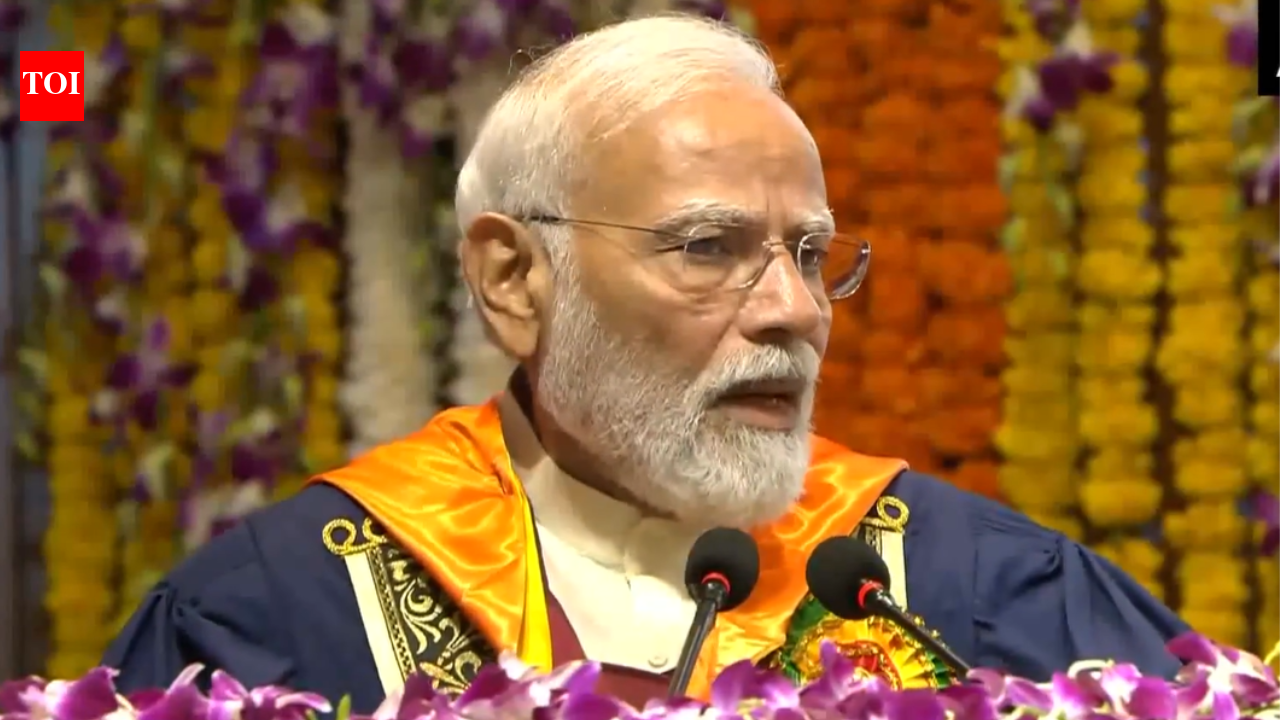‘Should have been more’: PM Modi disappointed over 'just one or two' girls among IIT Delhi medal winners