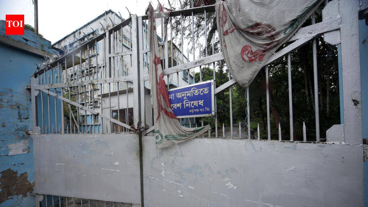 Jadavpur University ragging victim's father seeks CM meeting on case progress