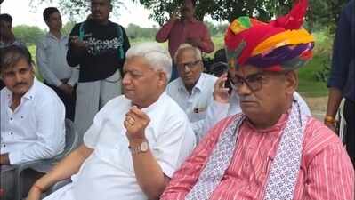 Dilawar accuses Gehlot govt of selling exam papers