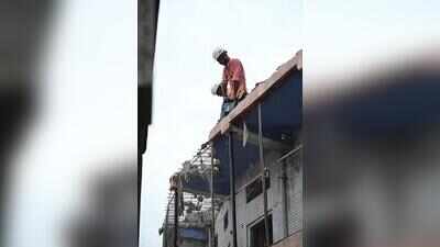 Cracked house in Walled City to be demolished after three-day scare