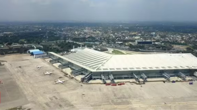 Laser beam disorients pilot, Malaysia Airlines flight circles before safe landing in Kolkata