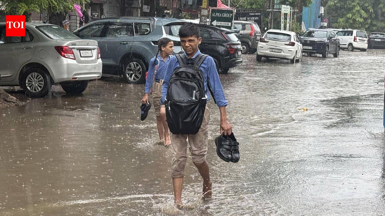 No lessons learnt: Students wade through knee-deep water as govt schools remain open