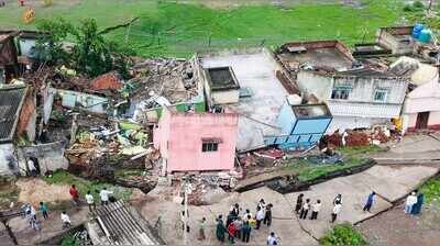 Cave-ins trigger panic in Katras, residents blame heavy blasting