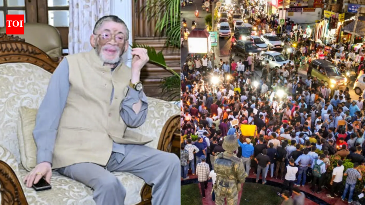 Jharkhand gov Santosh Kumar Gangwar accepts resignations of 3 JPSC members amid aspirants' protest