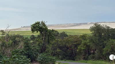 Florida community fears a radioactive waste pile could threaten thousands living nearby