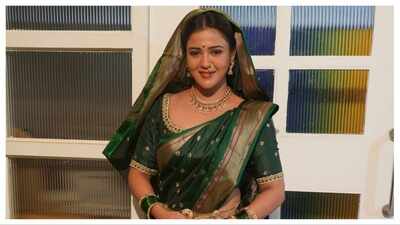 Gulki Joshi’s Marathi look brings back Maddam Sir memories, leaves her mother emotional
