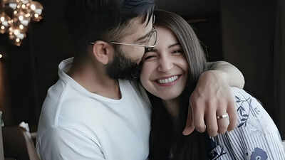 Virat Kohli and Anushka Sharma's adorable moment takes social media by storm