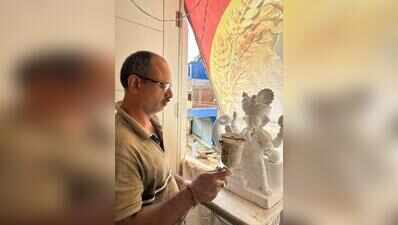 Clay under siege as PoP idols flood Hubballi market