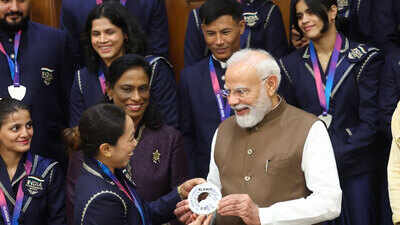 ‘From every drop of tears, gold medals are dripping’: PM Modi’s heartfelt message to CWG heroes - Watch