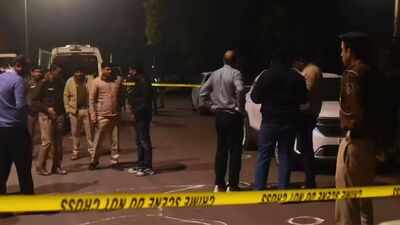 4 doctors suspended after Surat PG student dies by suicide<b></b>