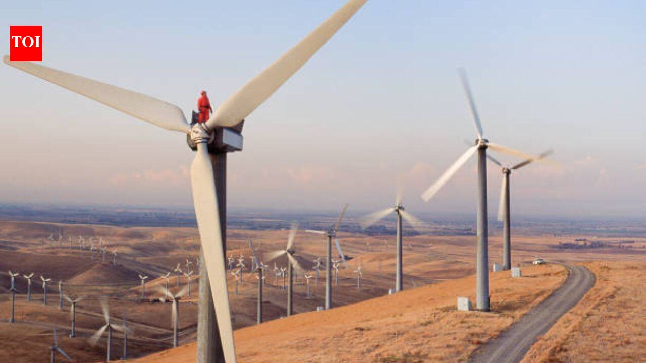 Wyoming's Casper landfill buried 1,124 turbine blades after each was cut into three pieces; a Missouri plant offers another route by turning old blades into cement feedstock