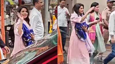 Priyanka Chopra visits Siddhivinayak Temple with cousin Mannara Chopra in her rare visit to Mumbai, waves at fans, wins the internet