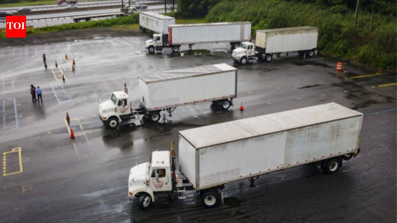 US truckers must speak English: Trump admin moves to make rule permanent