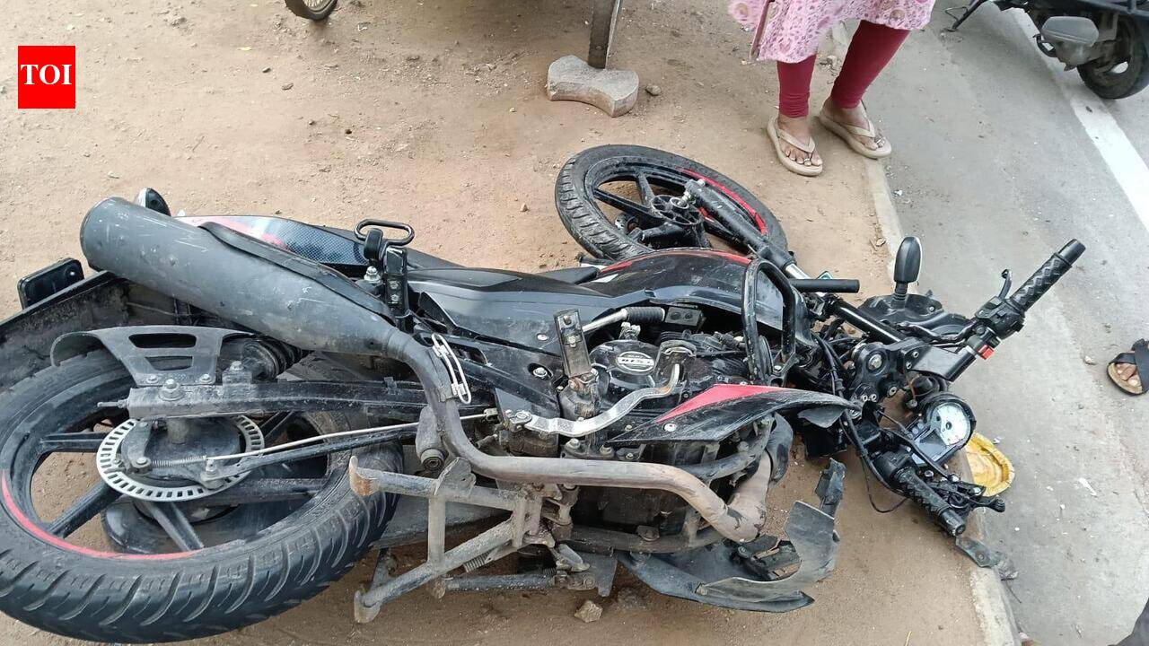 Bikers ignoring Mum-Agra highway elevated corridor ban risk accidents