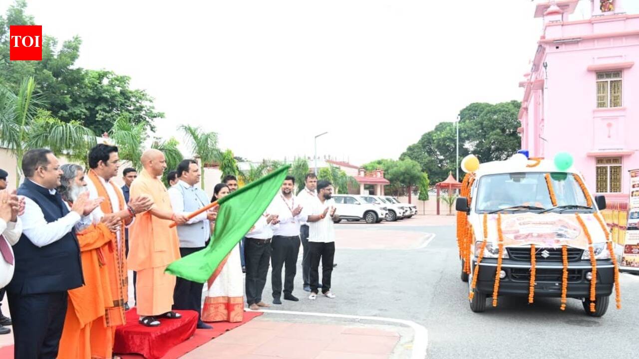 PNB donates 2 ambulances to Gorakhpur hosp | Varanasi News - The Times ...
