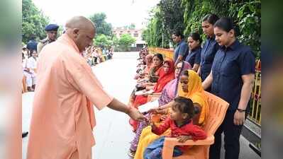 Don’t worry, your problems will be resolved: CM at Janata Darshan