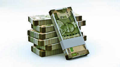 Company owners buy cloth on credit, default on ₹2cr dues