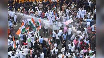 Congress stages twin protests over Jaipur civic woes