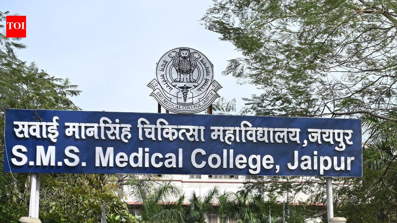 SMS Medical College cleared for private insurance tie-ups