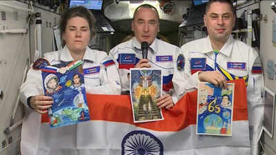 3 Russian cosmonauts wave tricolour from Int’l Space Station to wish India on its 80th I-Day; recall decades-old Delhi-Moscow friendship