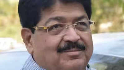 MP Parimal Nathwani urges Jharkhand CM Hemant Soren to resolve students' demands through dialogue following lathi charge