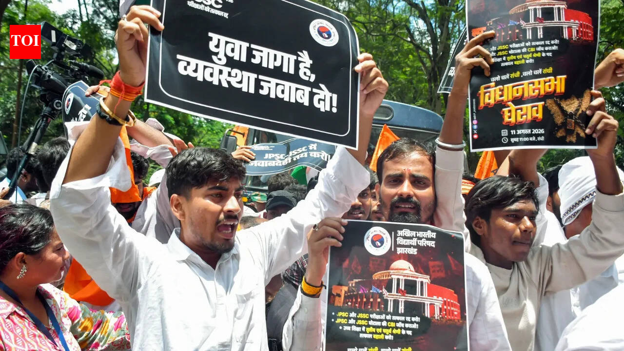 MP Parimal Nathwani urges Jharkhand CM Hemant Soren to resolve students' demands through dialogue following lathi charge