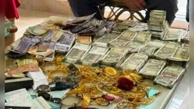 SVU recovers property documents, cash, jewellery from engr’s premises