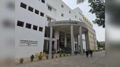 FIR filed against 4 resident doctors in Surat PG student suicide case