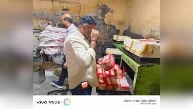 Analogue paneer, bad oil, bogus licence leads Ahmedabad civic body to seal six eateries
