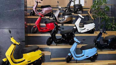 Govt to offer sops up to Rs 5,000 for electric two-wheelers till Mar 2028