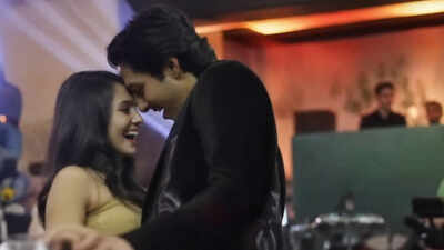 'Musafir Cafe' actress Vedika Pinto and Ahaan Panday's old dance video from a wedding goes viral; fans can't stop gushing over it