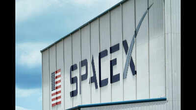 Scientist are not happy with Spacex, Amazon and other companies’ plan to build millions of 'data centers’ in Space; raise 'Night Sky' warning