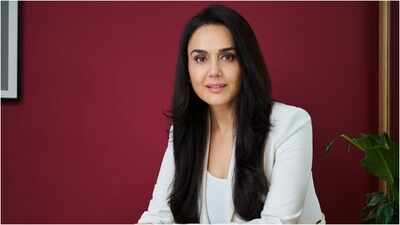 'Dil Chahta Hai' at 25: Preity Zinta recalls memories, hopes to reunite with Aamir Khan