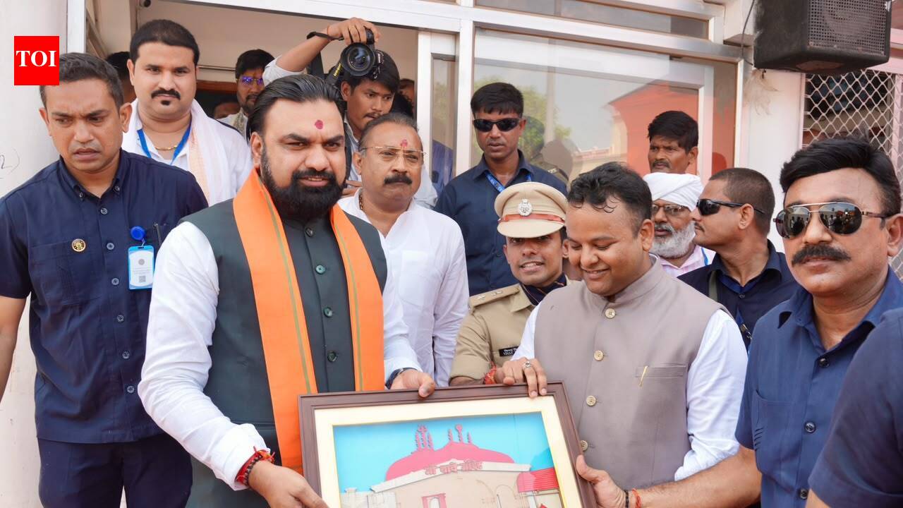 CM inspects site for Maa Thawe Medical College