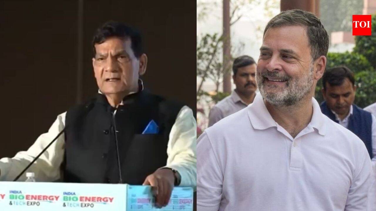 UP Minister Issues Hindi Language Challenge to Rahul Gandhi
