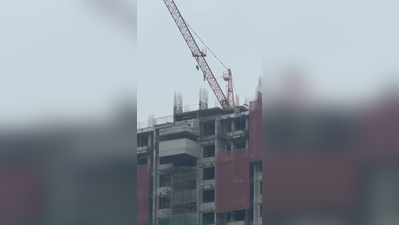 Crane operator hangs self from crane on 32nd floor of building on SG Highway
