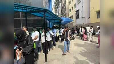 Lalbagh PSK server glitch leaves applicants in long wait