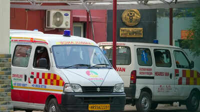 NHAI tightens norms: Rs 10,000 fine if its ambulances fail to reach crash site in 10 minutes