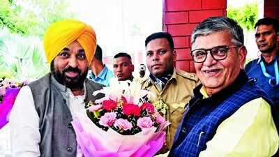 'Hopeful he'll meet his mom after 31 years': Punjab CM Bhagwant Mann meets governor for Hawara's parole