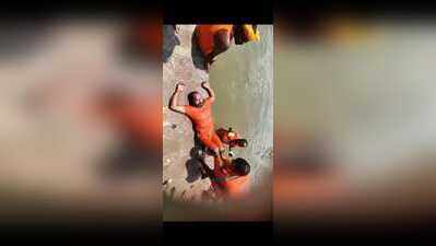 NDRF rescues two devotees from drowning at Shiv Ganga Pond in Basukinath