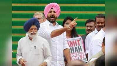 Recruitment stay: Cong, BJP target AAP govt over irregularities