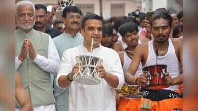 From 108 drums to heritage autos, Vadnagar celebrates Sharavanotsav