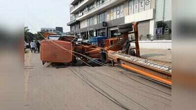 2 helpers die in Panchkula crane crash