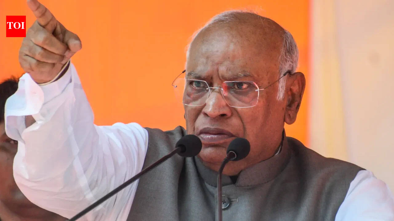 'Shuddhikaran' of Haldwani stage made me feel pain of untouchability, says Mallikarjun Kharge