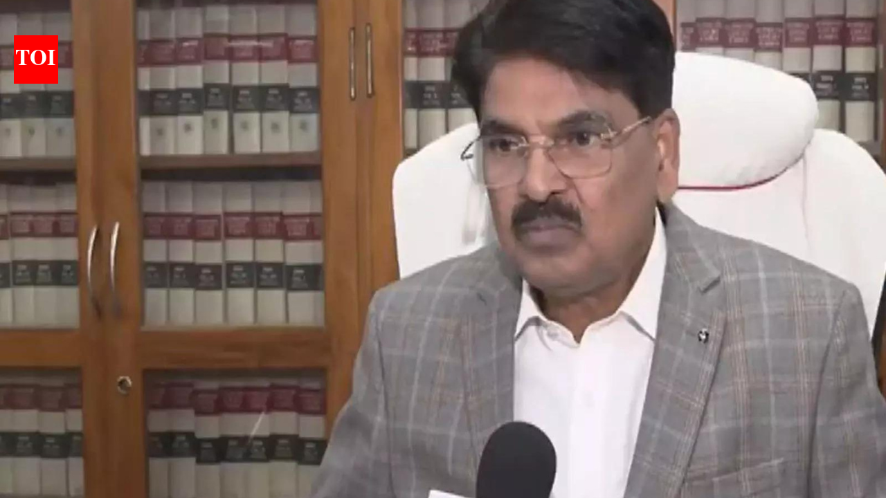 'No inquiry': Bar Council of India's U-turn on order against law students over CJI visit