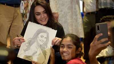 If Dil Chahta Hai was made today, Aamir getting punched would be a meme: Preity Zinta