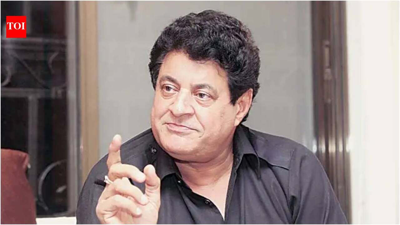 Gajendra Chauhan recalls Amitabh Bachchan's 'greatness'