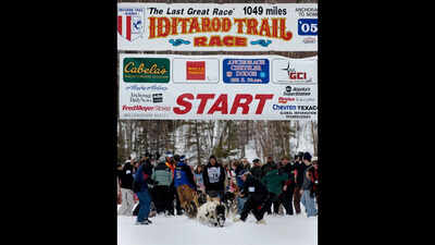 In 1973, a Wisconsin teenager moved to Alaska; 12 years later, she drove into a storm her rivals avoided and became the first woman to win the Iditarod