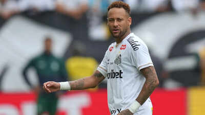 'Better to stay home': Neymar hits back at Santos fans after being booed in Copa Sudamericana win